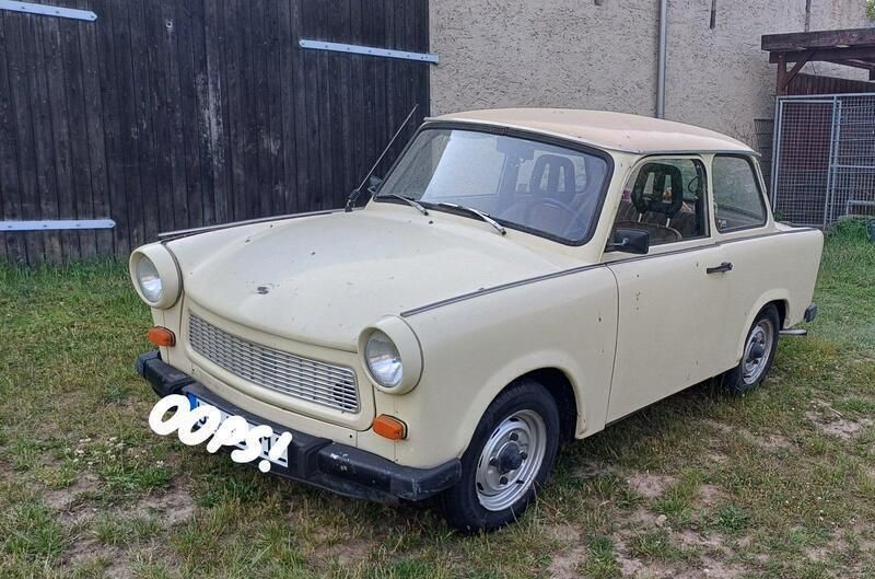 Gelb Gebraucht 1987 Trabant 601 Limousine | 4.500 € - Bild 1/4