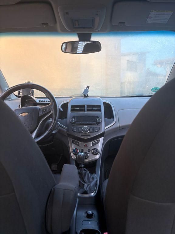 Gebraucht Chevrolet Aveo LT 101 PS (74 kW) 2013 Blau Limousine