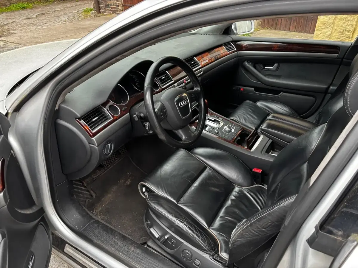 Gebraucht Audi A8L 335 PS (246 kW) 2005 Silber Limousine