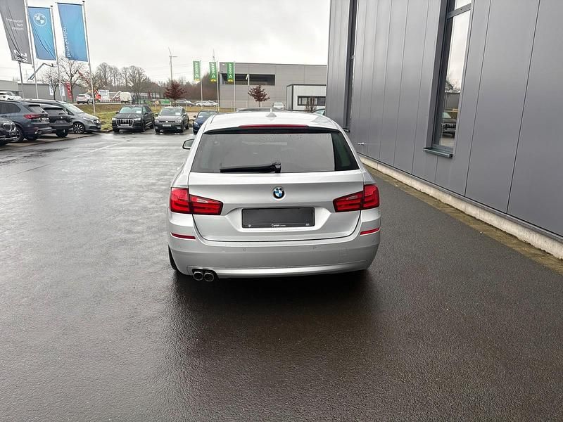 Gebraucht BMW 520 184 PS (135 kW) 2012 Silber Kombi