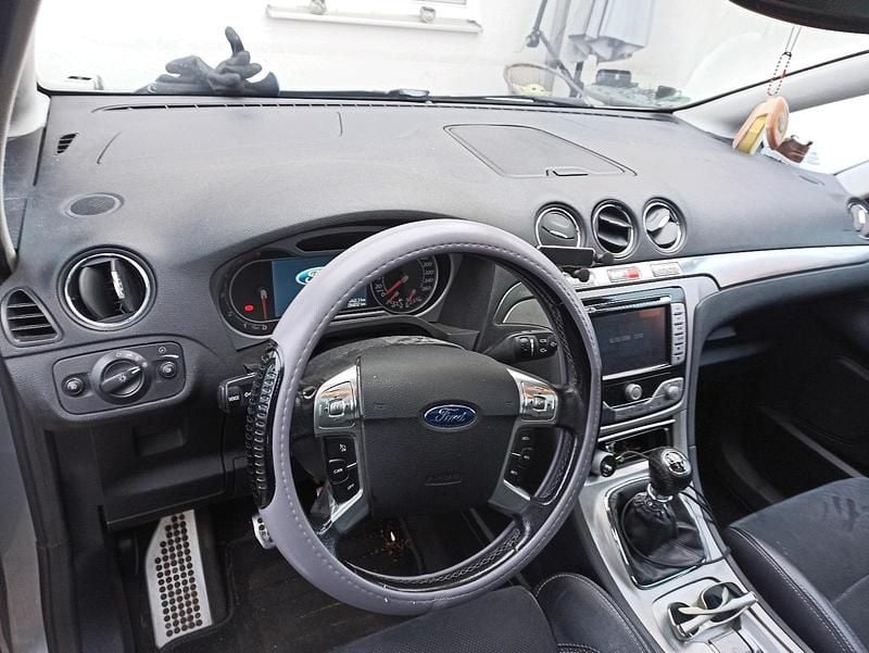 Gebraucht Ford S-MAX S 130 PS (95 kW) 2007 Van / Kleinbus