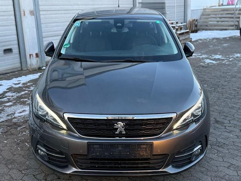 Gebraucht Peugeot 308 SW Active 131 PS (96 kW) 2017 Kombi