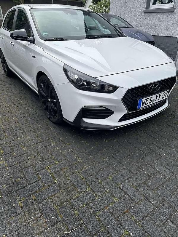 Gebraucht 2019 Hyundai i30 N Line Limousine | 16.900 € (Etwas zu teuer) - Bild 1/4