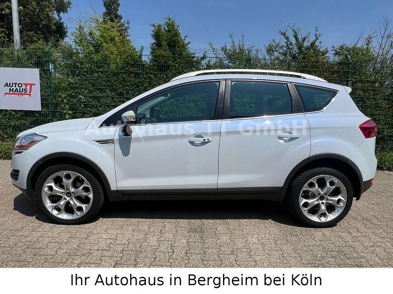 Gebraucht Ford Kuga Titanium 136 PS (100 kW) 2009 Weiß SUV