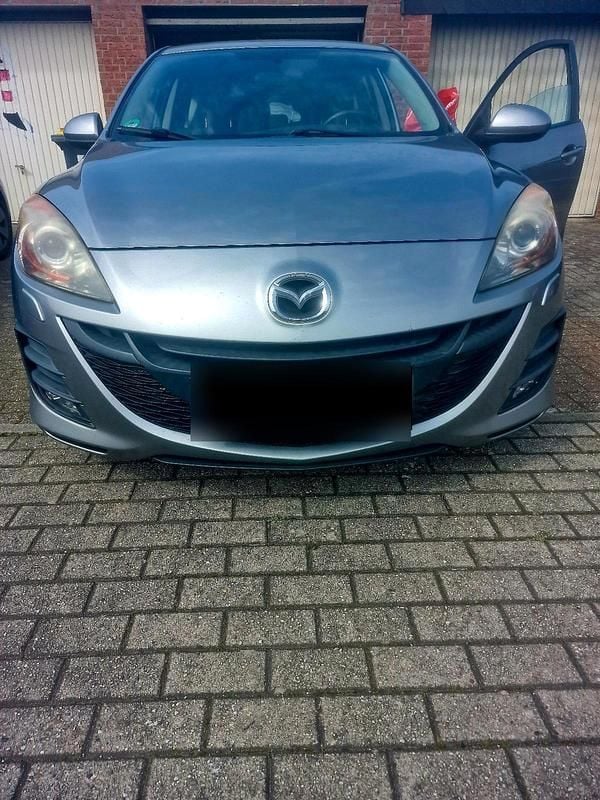Gebraucht Mazda 3 108 PS (79 kW) 2011 Silber Limousine