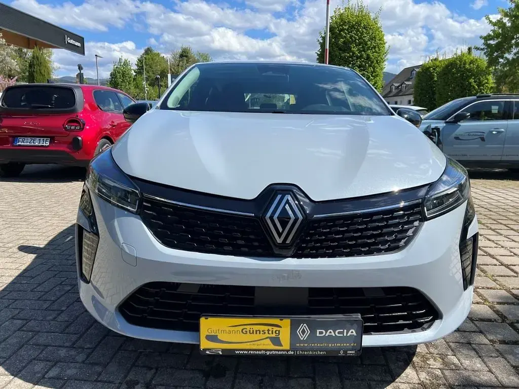 Second-hand Renault Clio V Evolution 91 CP (66 kW) 2025 Gri Hatchback