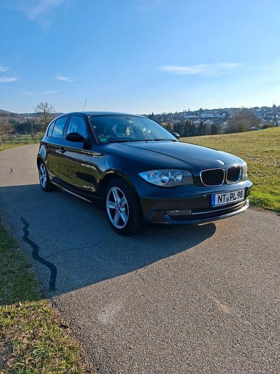 Gebraucht BMW 116 116 PS (85 kW) 2008 Schwarz Kleinwagen