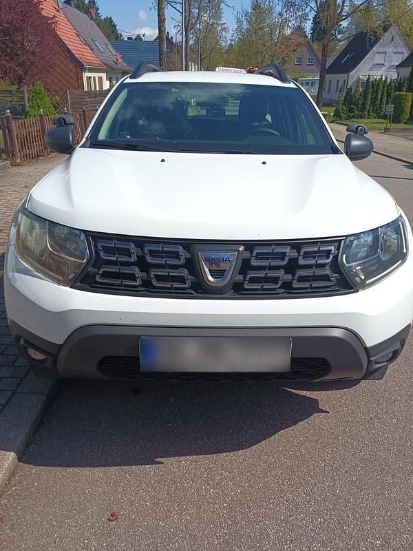 Second-hand Dacia Duster 91 CP (66 kW) 2021 Alb SUV