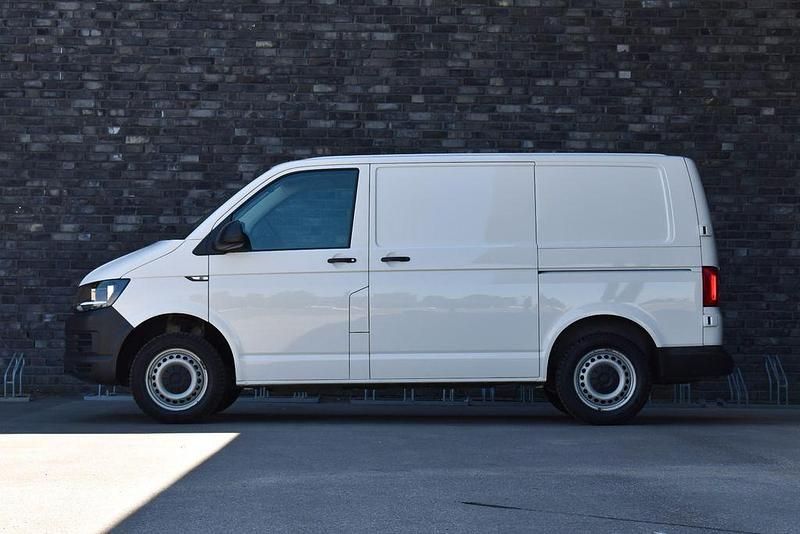 Gebraucht VW T6.1 150 PS (110 kW) 2019 Weiß Van