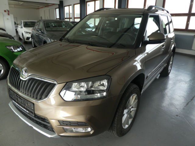 Gebraucht Skoda Yeti 110 PS (80 kW) 2015 Andere farbe metallic SUV