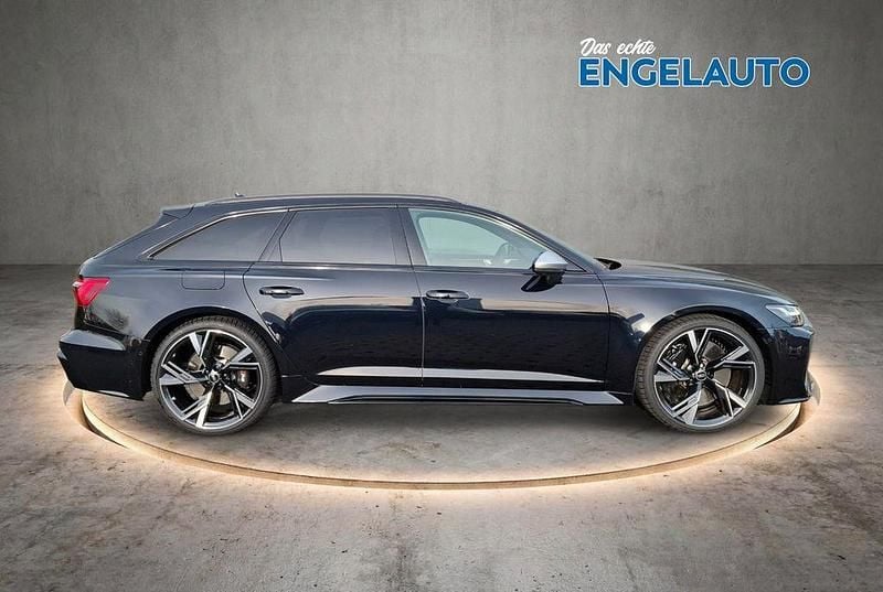 Second-hand Audi RS6 Performance 630 CP (463 kW) 2024 Negru Break
