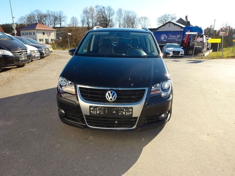 Schwarz Gebraucht 2009 VW Touran Cross Van / Kleinbus | 5.900 € (Fairer Preis) - Bild 1/4