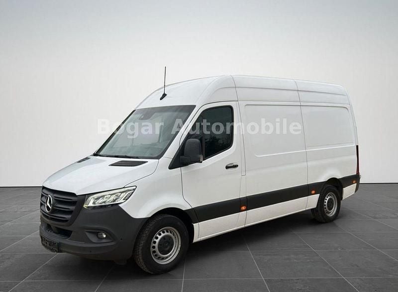 Gebraucht Mercedes Sprinter 170 PS (125 kW) 2021 Arktikweiss Van