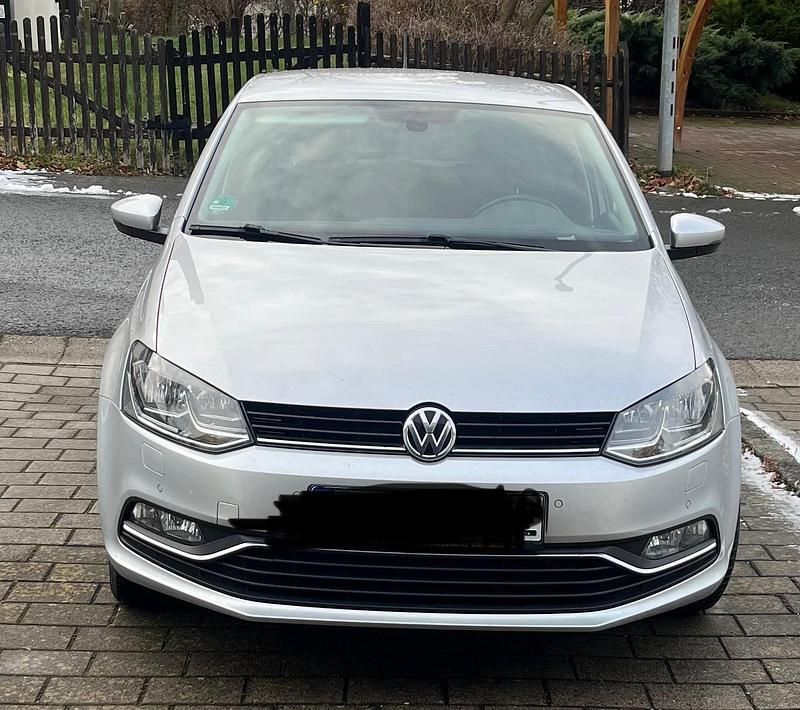 Silber Gebraucht 2015 VW Polo Kleinwagen | 7.500 € (Fairer Preis) - Bild 1/3