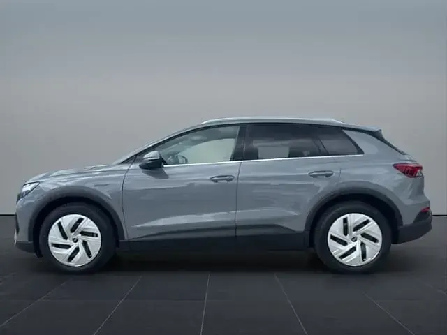Gebraucht Audi Q4 e-tron Ambiente 210 kW (286 PS) 2025 Kieselgrau SUV