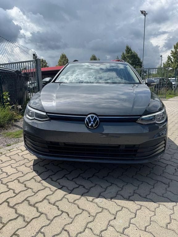 Grau Gebraucht 2021 VW Golf VIII Life Kombi | 14.999 € (Superpreis) - Bild 1/4
