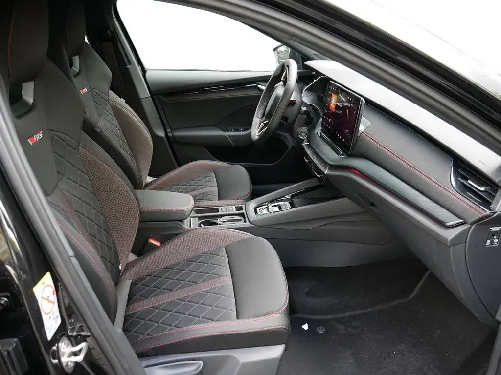 Neu Skoda Octavia RS 265 PS (194 kW) 2026 Schwarz Limousine