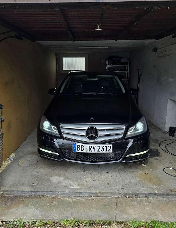 Gebraucht Mercedes C200 184 PS (135 kW) 2011 Limousine