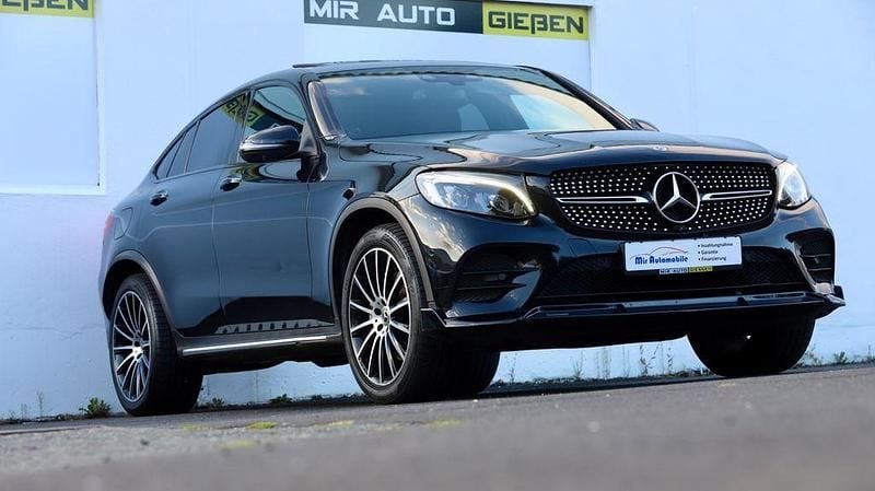 Gebraucht Mercedes GLC250 AMG line 204 PS (150 kW) 2019 Obsidianschwarz  metalliclack Coupé
