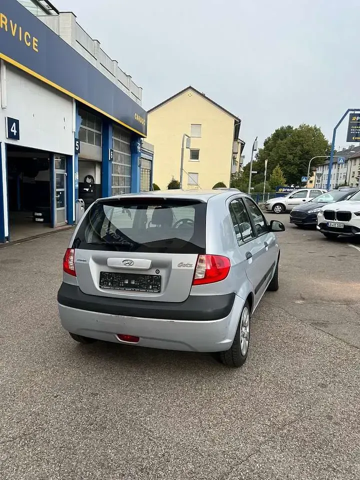 Gebraucht Hyundai Getz 97 PS (71 kW) 2007 Silber Kleinwagen