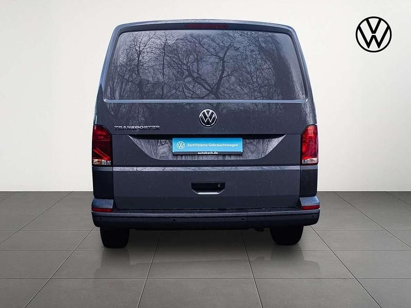 Gebraucht VW Transporter 110 PS (80 kW) 2022 Pure grey Van