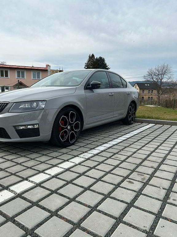 Gebraucht Skoda Octavia RS 230 PS (169 kW) 2016 Grau Kleinwagen