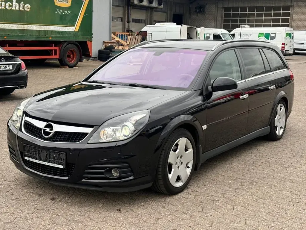 Gebraucht Opel Vectra 120 PS (88 kW) 2008 Schwarz Limousine