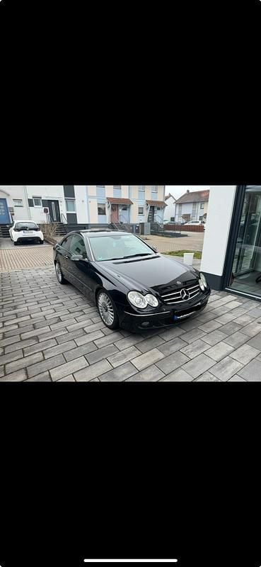 Gebraucht Mercedes CLK320 224 PS (164 kW) 2006 Schwarz Coupé