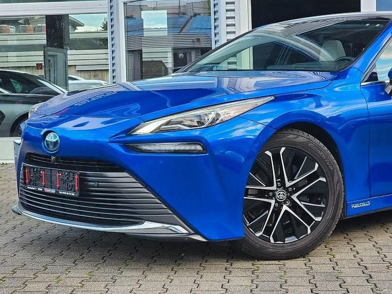 Gebraucht Toyota Mirai 182 PS (133 kW) 2021 Blau Limousine