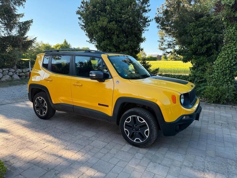 Gelb Gebraucht 2016 Jeep Renegade Trailhawk SUV | 15.000 € (Fairer Preis) - Bild 1/4