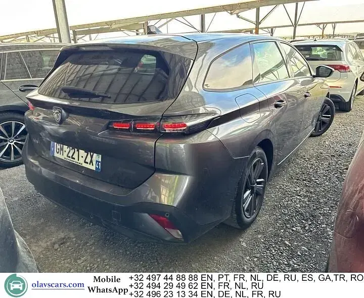 Gebraucht Peugeot 308 129 PS (94 kW) 2023 Grau Limousine