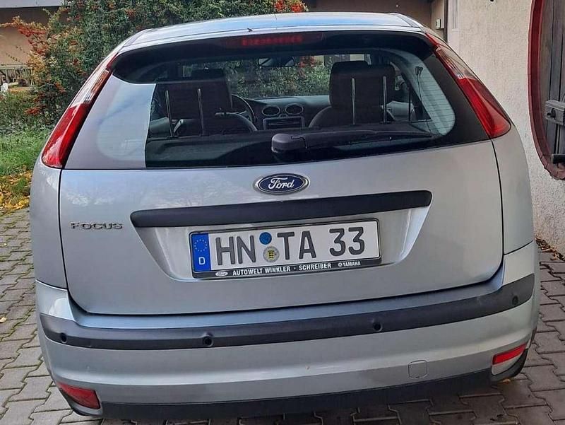 Gebraucht Ford Focus Trend 101 PS (74 kW) 2005 Coupé
