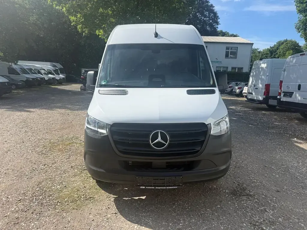 Gebraucht Mercedes Sprinter 170 PS (125 kW) 2025 Weiß Van