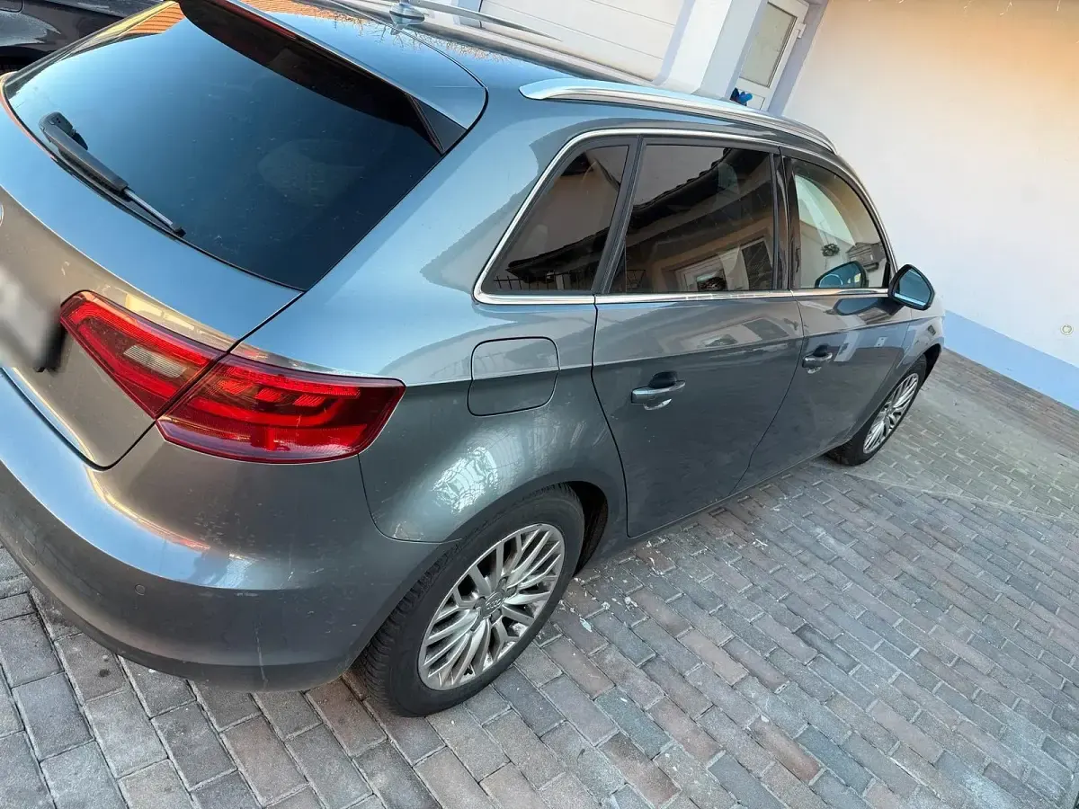Gebraucht Audi A3 122 PS (89 kW) 2014 Grau Limousine