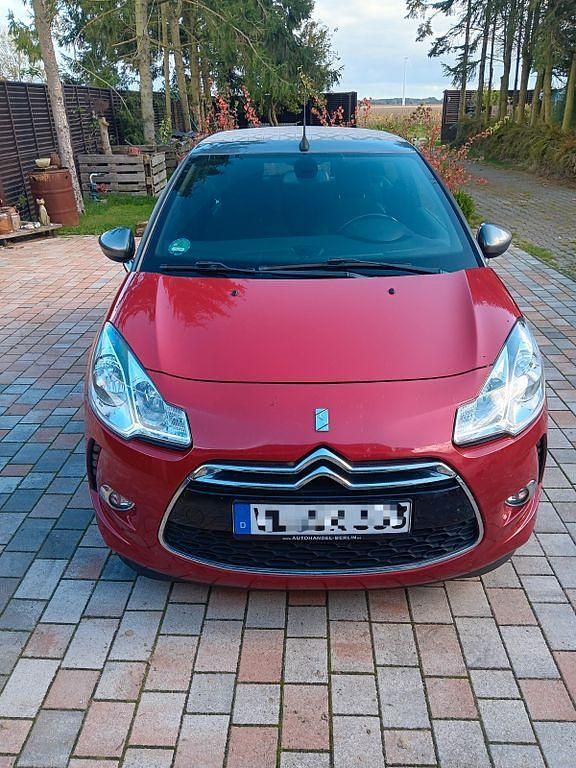 Rot Gebraucht 2013 Citroën DS3 Cabriolet Sport Chic Cabrio | 5.800 € - Bild 1/4