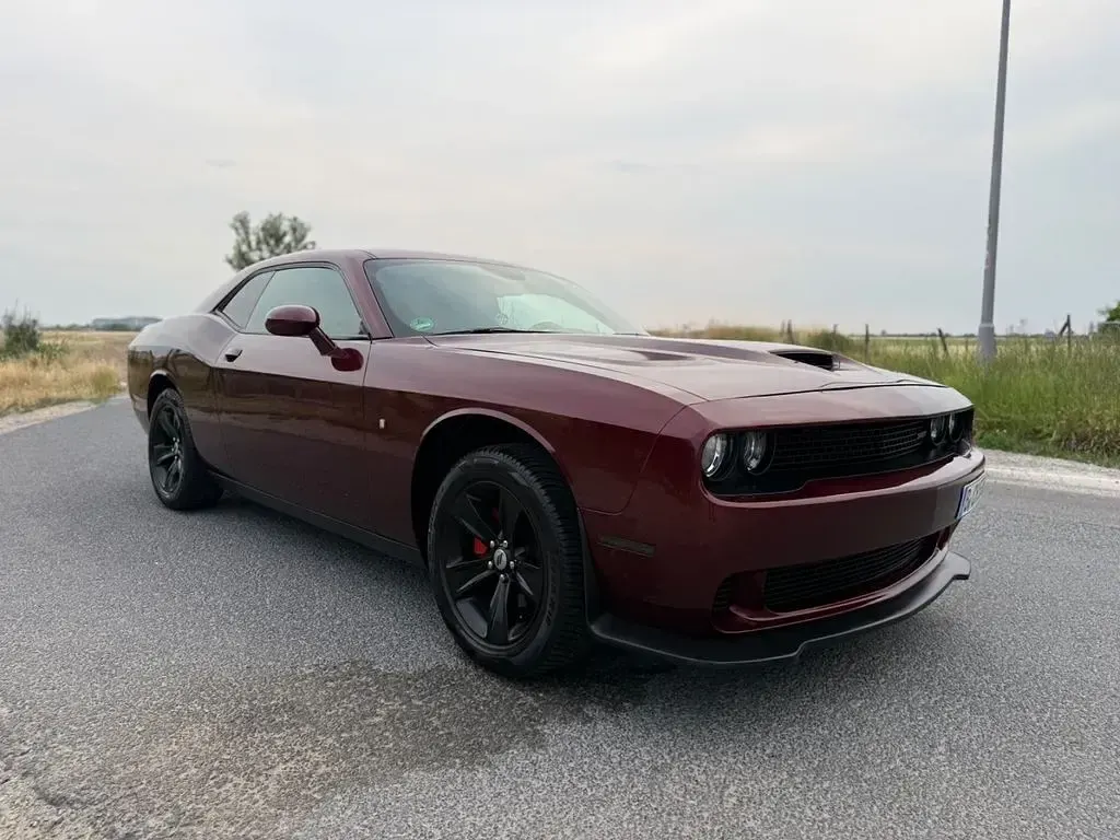 Gebraucht Dodge Challenger 310 PS (228 kW) 2017 Rot Coupé