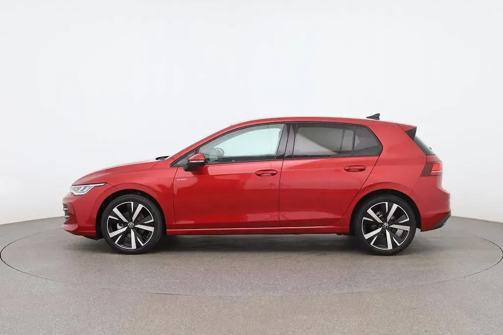 Neu VW Golf VIII 116 PS (85 kW) 2026 Rot Limousine