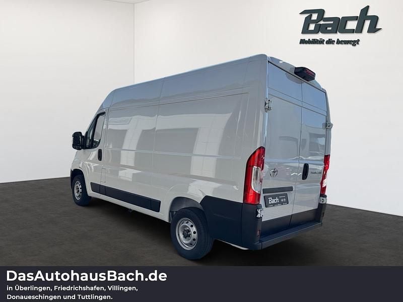 Neu Toyota Proace Comfort 141 PS (103 kW) 2025 Weiß Van / Kleinbus