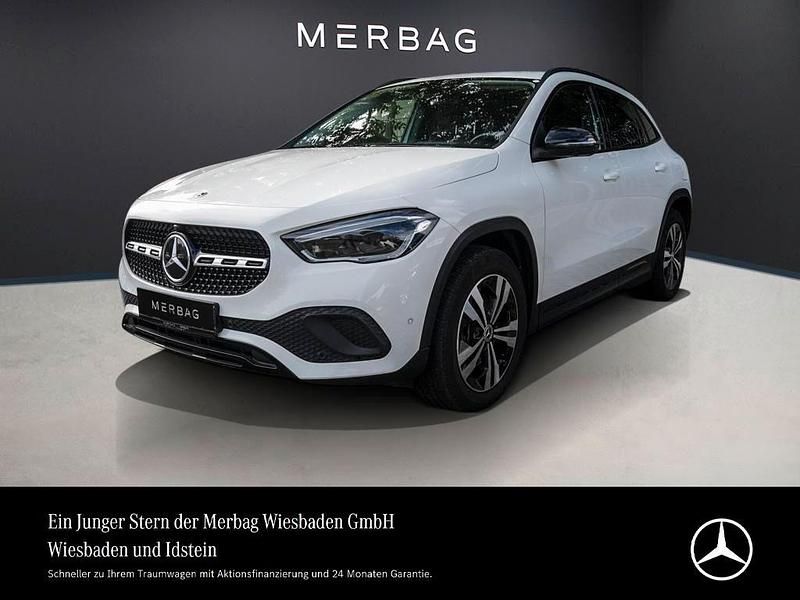Polarweiß Gebraucht 2023 Mercedes GLA250 Progressive SUV | 34.380 € (Guter Preis) - Bild 1/4