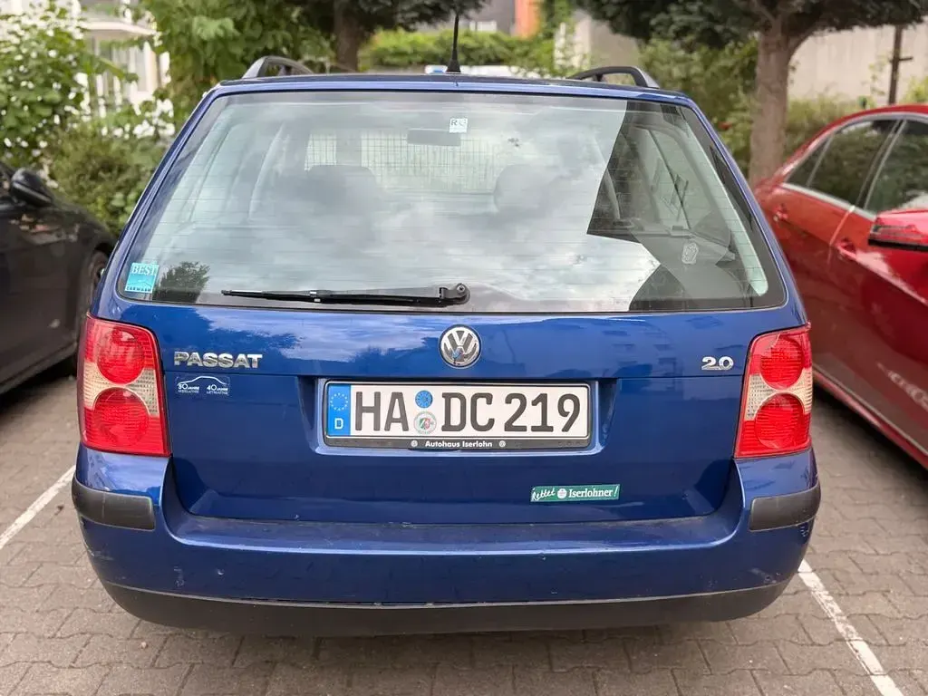 Gebraucht VW Passat Basis 116 PS (85 kW) 2001 Limousine