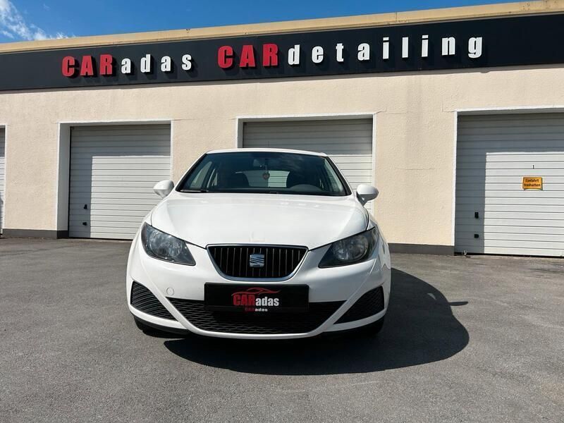 Weiß Gebraucht 2011 Seat Ibiza Kleinwagen | 2.999 € (Fairer Preis) - Bild 1/4