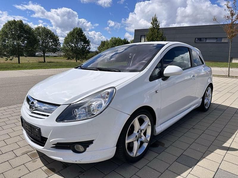 Gebraucht Opel Corsa OPC 150 PS (110 kW) 2011 Weiß Kleinwagen