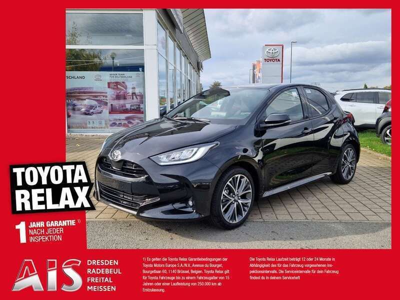 Mysticschwarz metallic Gebraucht 2024 Toyota Yaris Hybrid Style Kleinwagen | 24.990 € (Fairer Preis) - Bild 1/3
