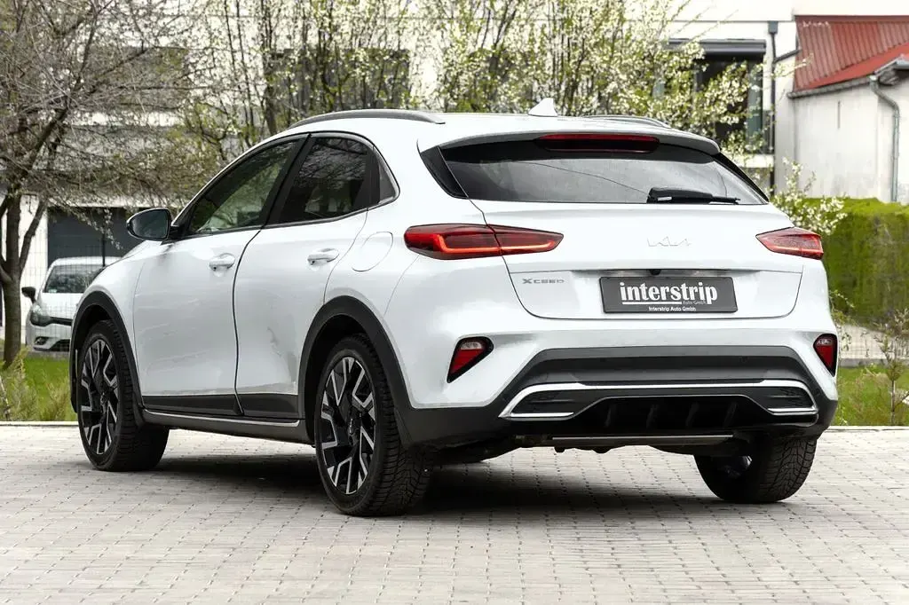 Używany Kia XCeed 160 KM (117 kW) 2024 Biały SUV