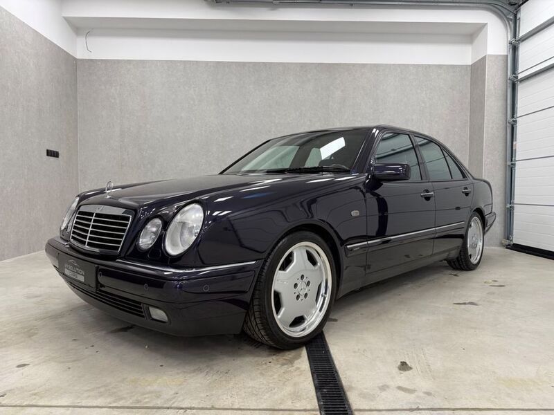 Violett Gebraucht 1997 Mercedes E420 Avantgarde Limousine | 24.990 € - Bild 1/4