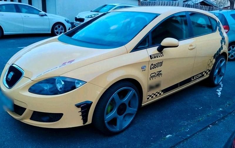 Gebraucht Seat Leon 125 PS (91 kW) 2009 Gelb Kleinwagen