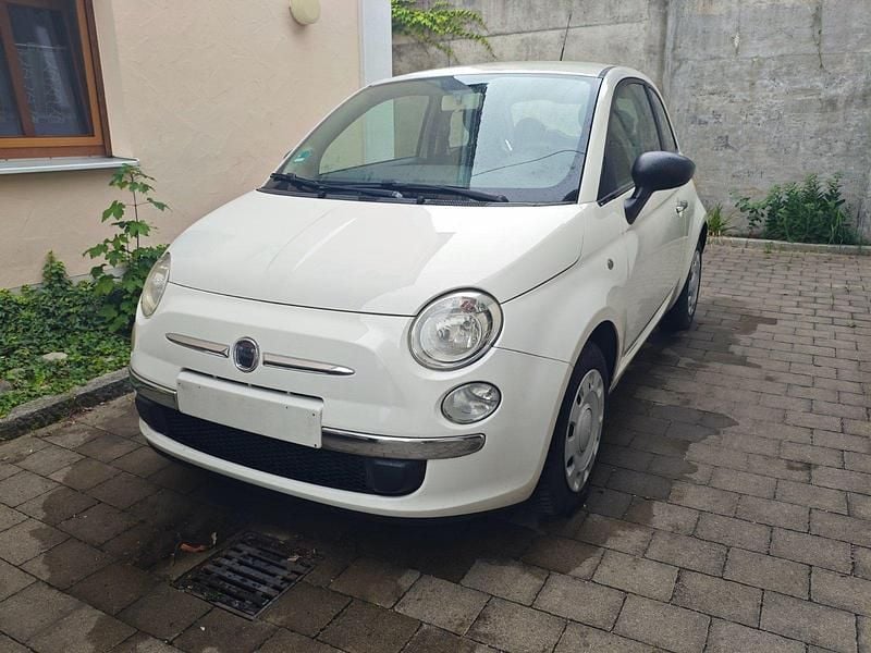 Weiß Gebraucht 2008 Fiat 500 Kleinwagen | 2.500 € (Guter Preis) - Bild 1/4