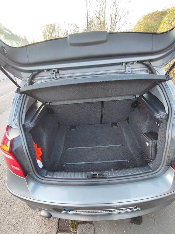 Gebraucht BMW 118 143 PS (105 kW) 2011 Silber Kleinwagen