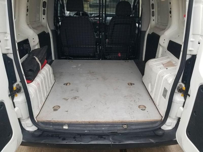 Gebraucht Citroën Nemo 68 PS (50 kW) 2010 Weiß Van / Kleinbus