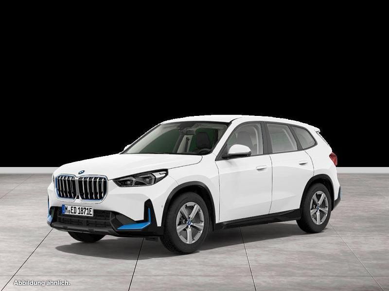 Alpinweiss Gebraucht 2023 BMW iX1 SUV | 41.754 € (Etwas zu teuer) - Bild 1/4